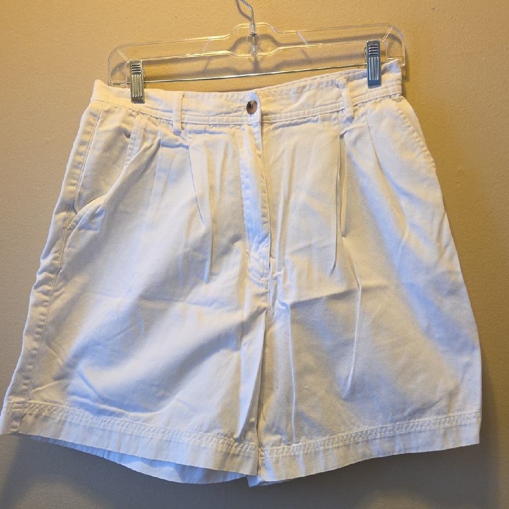 Charter Club White Women's Pleated Shorts